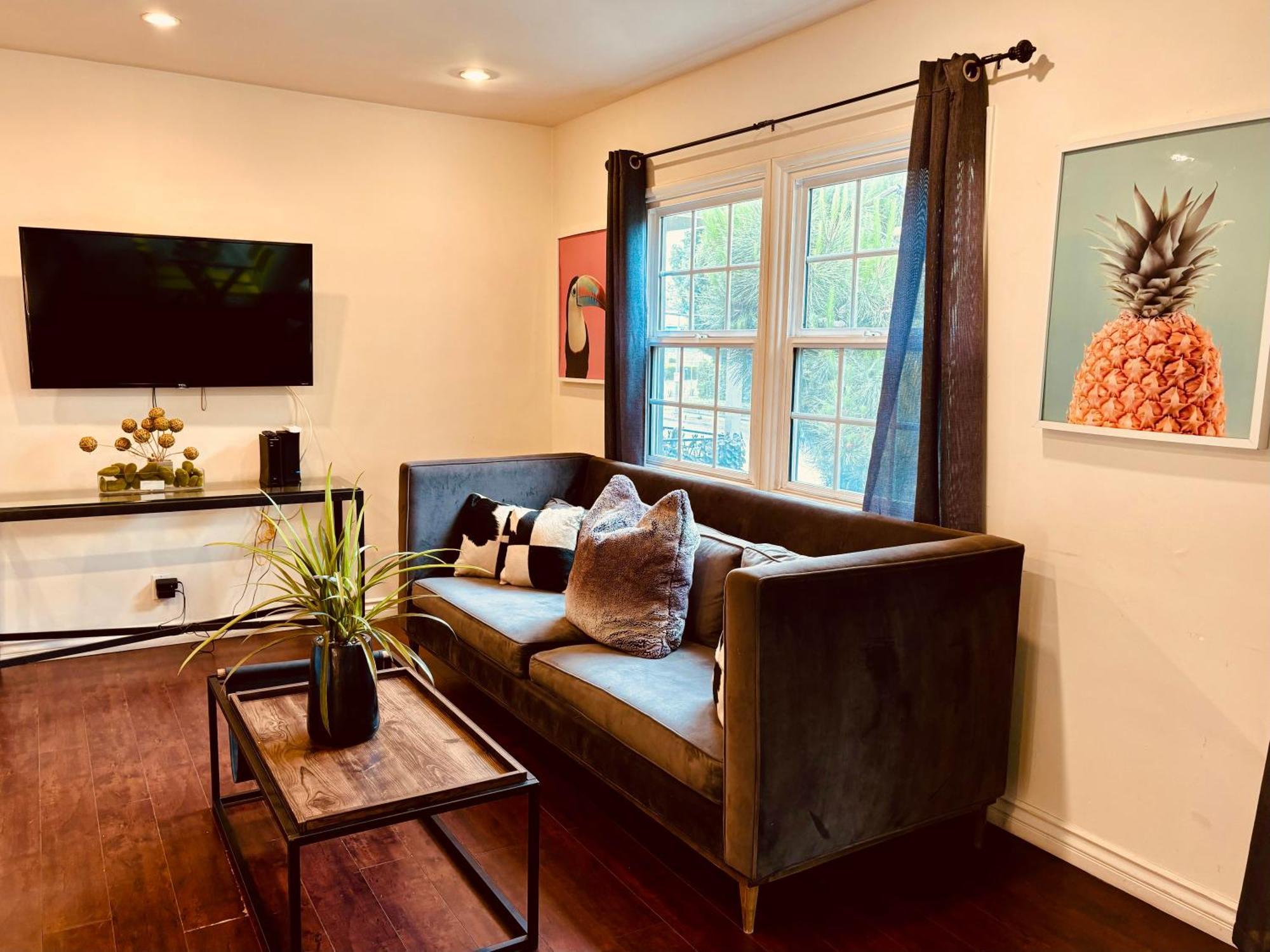 Centrally Located 2 Bed Ucla Apartment Los Ángeles Exterior foto